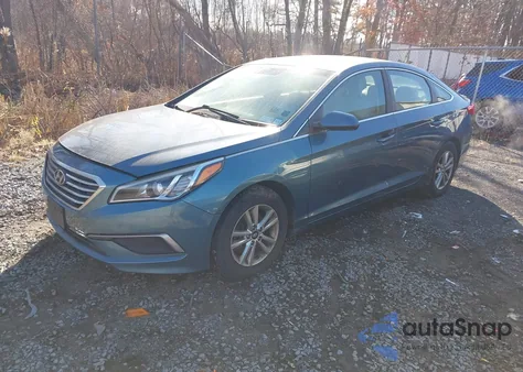 2016 Hyundai Sonata z USA, uszkodzony, nr VIN 5NPE24AF3GH403963